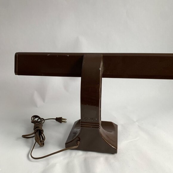 Vintage Lite Master Brown Metal Desk Lamp Wide WORKS! - Picture 3 of 8